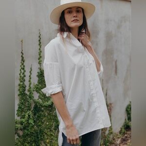 Esby Sara Top in White size Small